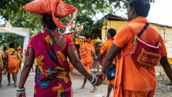 <strong>Ribadeau Dumas, Hugo.</strong>2025. “From Bihar, an example: A Kanwar Yatra that empowers women, and doesn’t threaten.” <em>The Indian Express.</em>